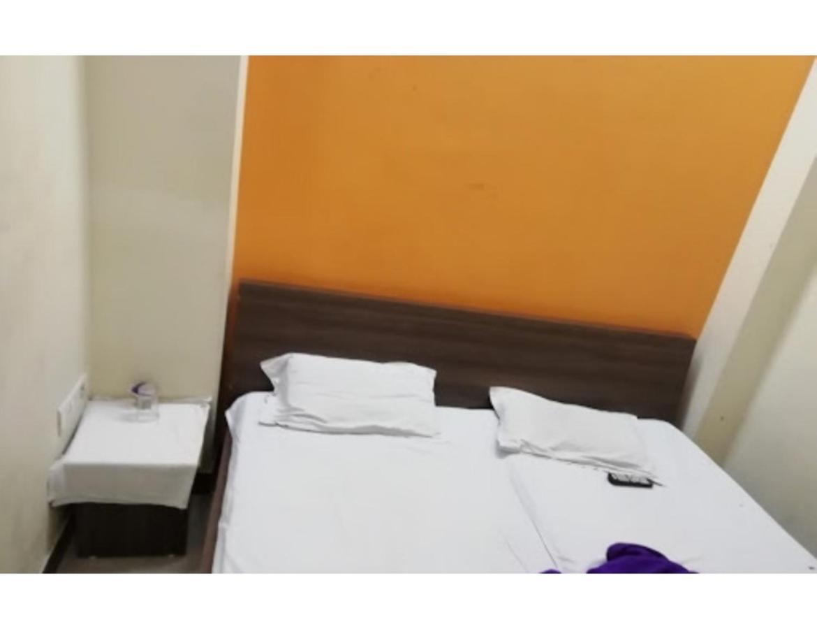 Hotel Adarsh, Ujjain Luaran gambar